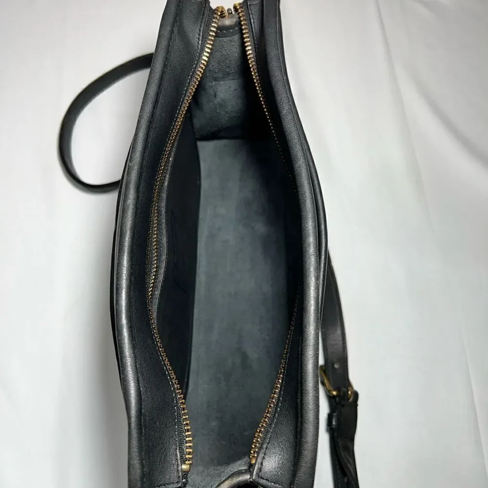 Coach Black Vintage Swagger 9820 Crossbody Bag With Hang Tag